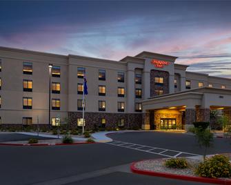 Hampton Inn Las Vegas/North Speedway - North Las Vegas - Gebäude