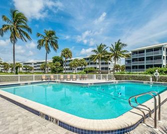 South Seas Beach Villa 2418 - קאפטיבה - בריכה