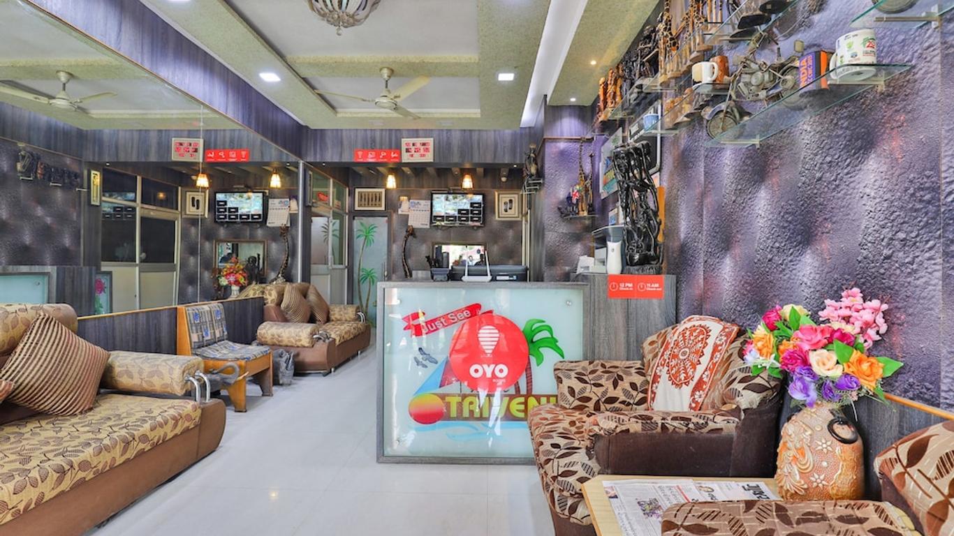 OYO 18385 Hotel Triveni