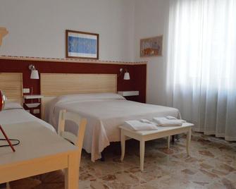 Alma Mater B&B - Castrignano del Capo - Bedroom