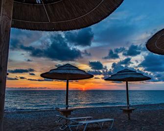 Messina Resort Hotel - Kyparissía - Beach