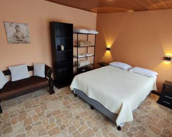 Mi Casa Su Casa Monteverde - Monteverde - Bedroom
