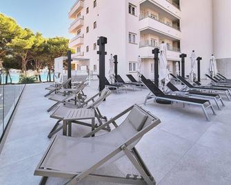 Apartamentos Ponent - Peguera - Patio