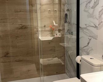 Garden House Madrid - Madrid - Bagno