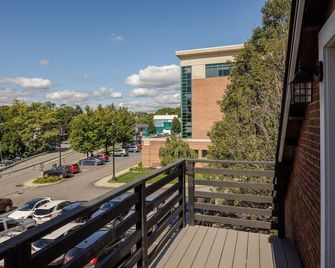 Catskill Cottage Walk to Downtown & River Views - Catskill - Balkón