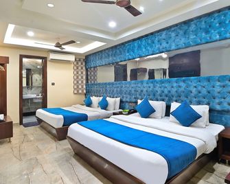 Hotel Vanson Delite - New Delhi Railway Station - New Delhi - Bedroom