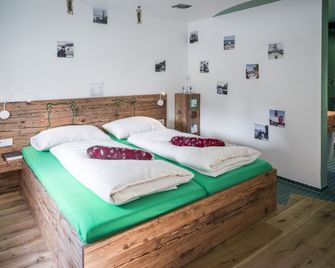 Bratwursthotel - Rothaurach - Chambre
