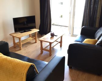 Glen Abhainn - Athlone - Wohnzimmer