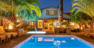 斯派羅木屋度假酒店 - 棕櫚泉 - 游泳池