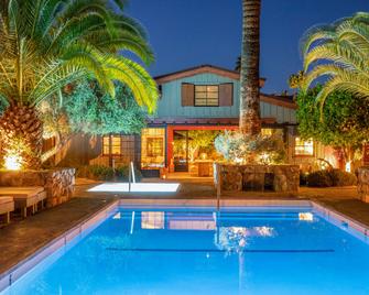 斯派羅木屋度假酒店 - 棕櫚泉 - 游泳池