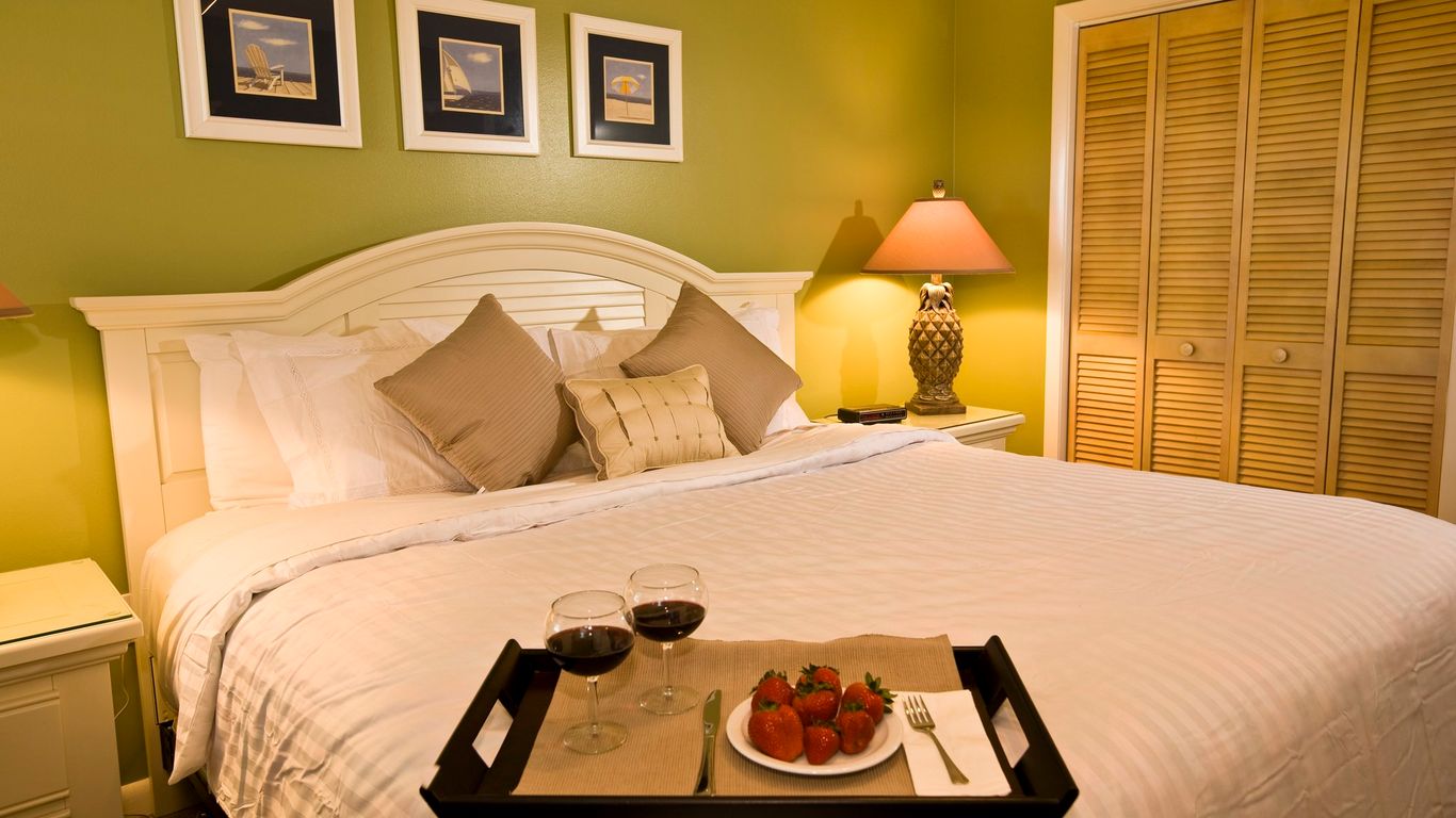 Ocean Pointe Suites at Key Largo