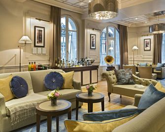 لا كليه تور لوفر باري باي ذا كريست كوليكشن - باريس - ردهة