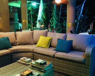 Waterfall Villas - Dominical - Living room