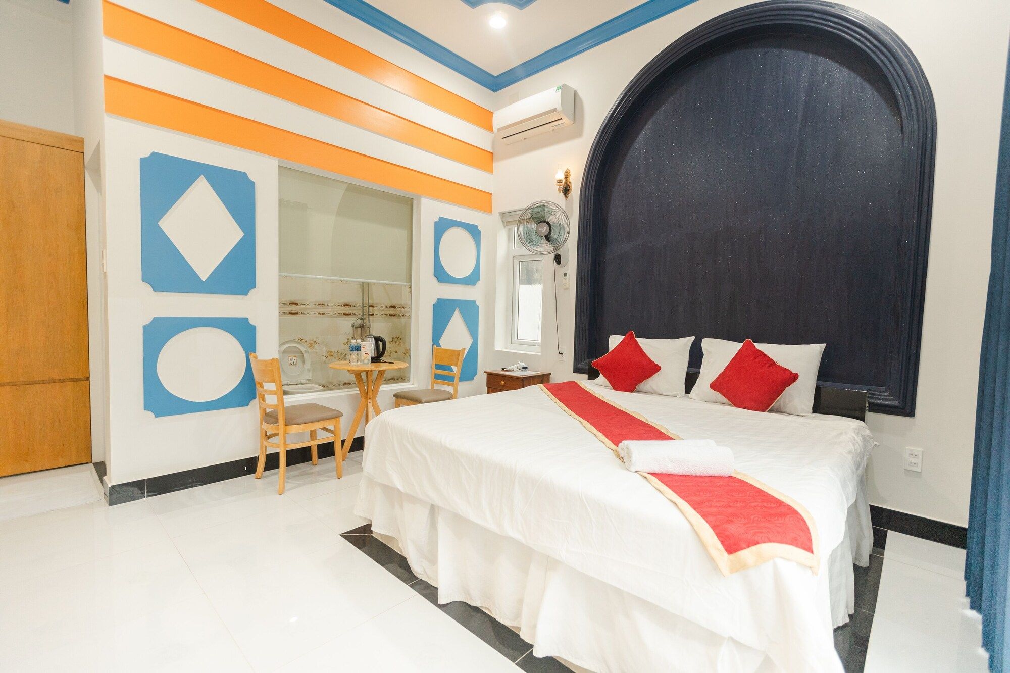 سوي تين هيلز هوتل - Mũi Né - غرفة نوم