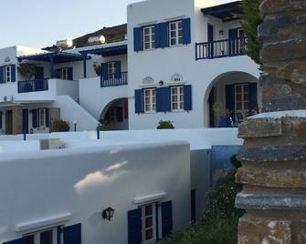Galini Bungalows - Kionia - Budova