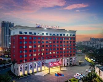 Zheng Yuan Hotel - Qinzhou - Building