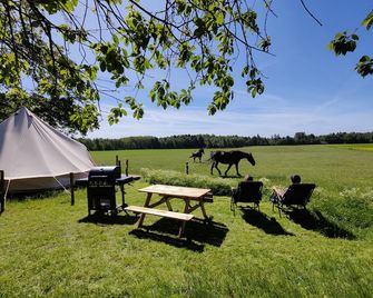 Under Canvas Bornholm - Østermarie - Patio