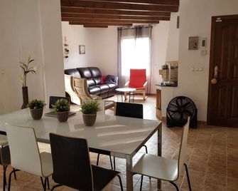 Villa 4 bedrooms 3 bathrooms, private pool, solarium - Fortuna - Dining room