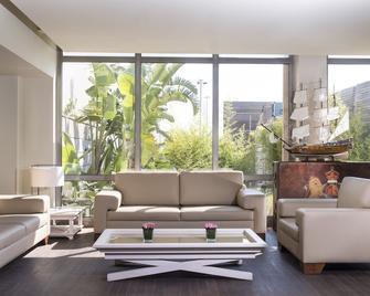 Yacht Club - Didim - טרקלין