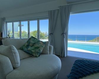 The Copa Cabana At Copacabana - Avoca Beach - Sufragerie