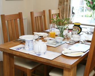 Hanwell House - Banbury - Dining room