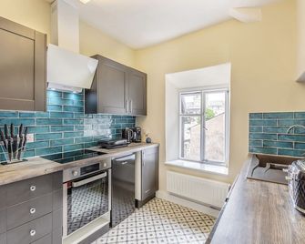 3 bedroom accommodation in Cartmel, near Grange-over-Sands - Cartmel - Kitchen