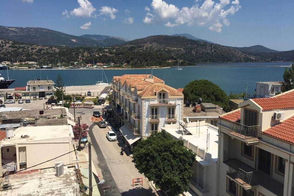 Aenos Hotel - Argostoli - Outdoor view
