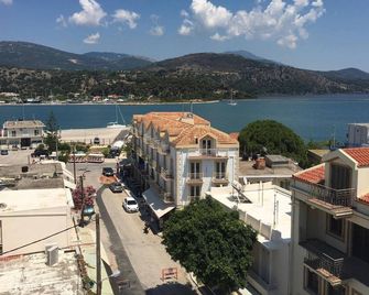 Aenos Hotel - Αργοστόλι - Θέα στην ύπαιθρο