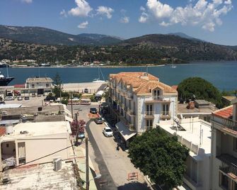 Aenos Hotel - Argostoli - Outdoor view