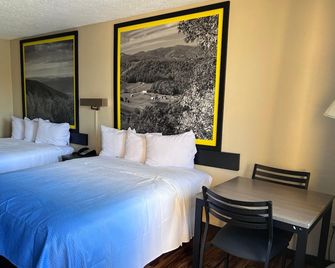 Super 8 by Wyndham Lumberton NC - Lumberton - Soveværelse