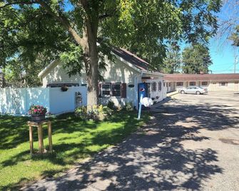 White Valley Motel - Saint Charles