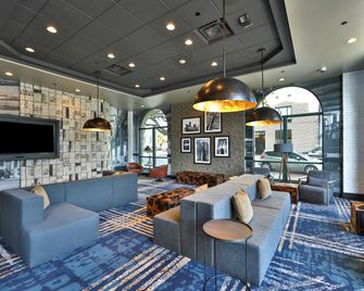 Hilton Garden Inn Savannah Historic District - סאוואנה - טרקלין
