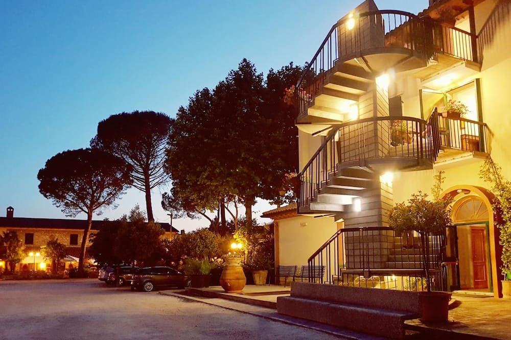 هوتل فيلا إلدا - اسيسي - مبنى