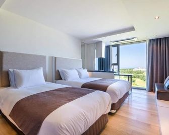 Seongsan Marina Hotel - Seogwipo - Chambre