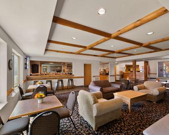 Rodeway Inn And Suites Tomahawk - Tomahawk - Lounge