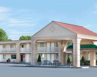 Baymont by Wyndham Sandusky - Sandusky - Edificio