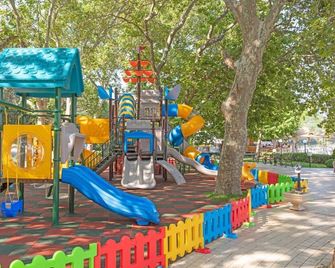 Marina Hotel in Sunny Day Resort - Golden Sands
