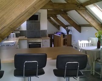Converted Barn In Pembrokeshire National Park. Upside Down Layout. - Crymych - Cocina