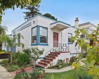 Bay Area Charming 1938 Art Deco Duplex - Alameda - Edificio