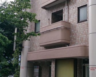 Hatoya Hotel - Tokyo - Building