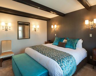 Scenic Hotel Cotswold - כרייסטצ'רץ' - חדר שינה