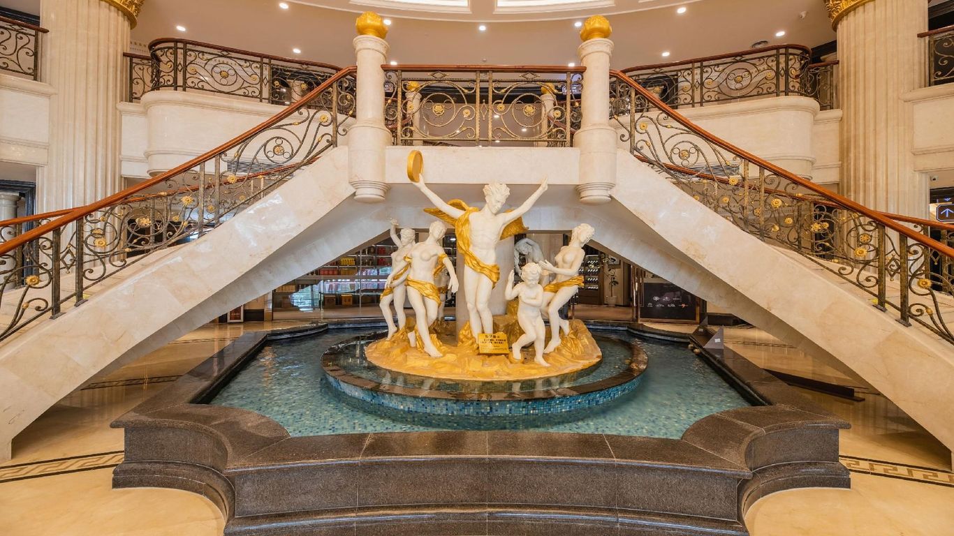 Qing Yuan New Holyton International Hotel