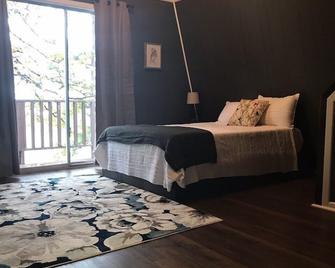 Cabin 2- Overlooks Yarborough Landing and Millwood Lake - Ashdown - Habitación