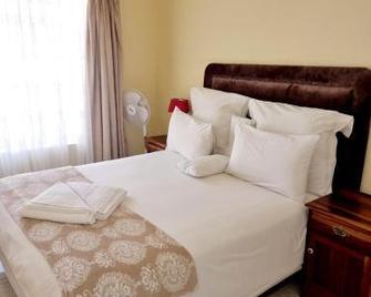 Palm Villa - Harare - Bedroom