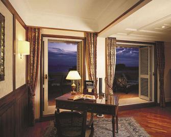 Grand Hotel Santa Lucia - נאפולי - נוחות החדר