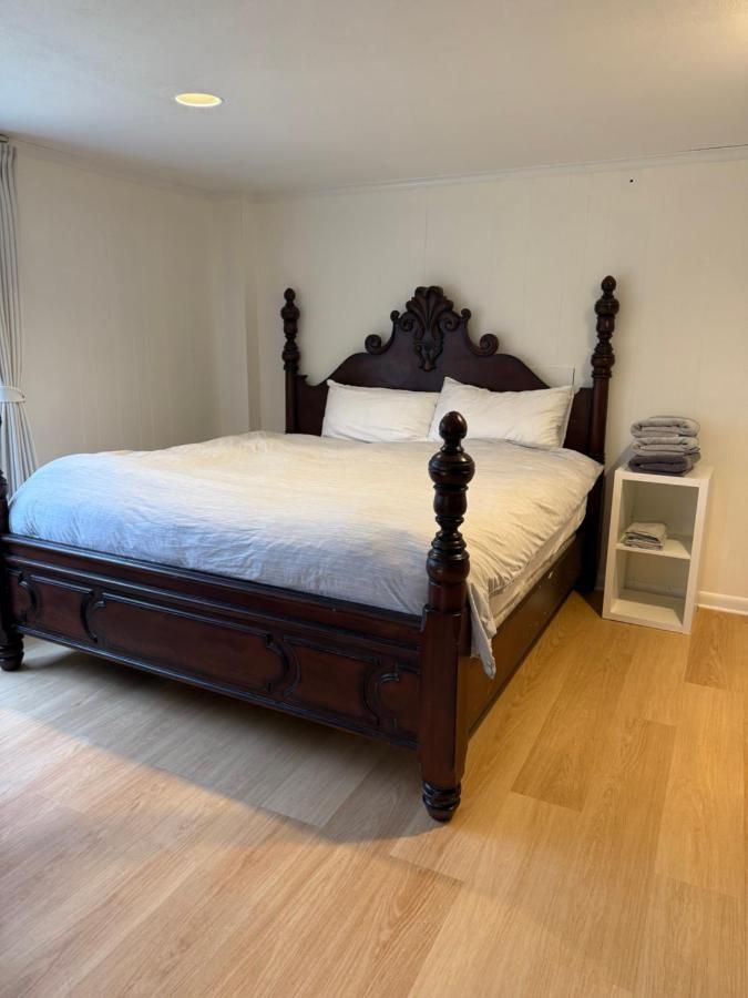 Private Studio in Park House