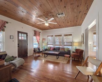 Dt 332 Havana Haus - New Braunfels - Living room