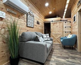 Inspiration Station: Your Peaceful Getaway to Recharge and Refocus in Nature - Pikeville