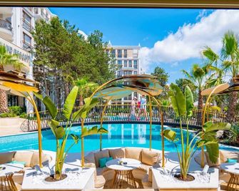 Harmony Suites Grand Resort - Bãi biển Sunny