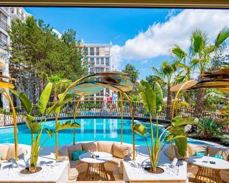 Harmony Suites Grand Resort - Sunny Beach
